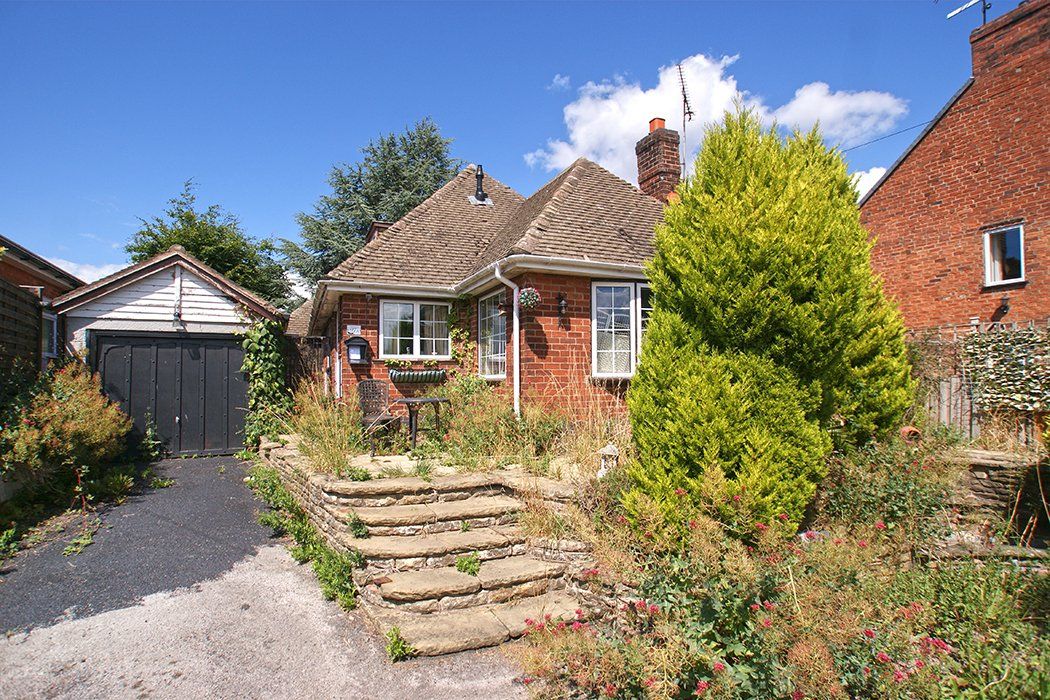 2 bed detached bungalow for sale in Birches Lane, South Wingfield