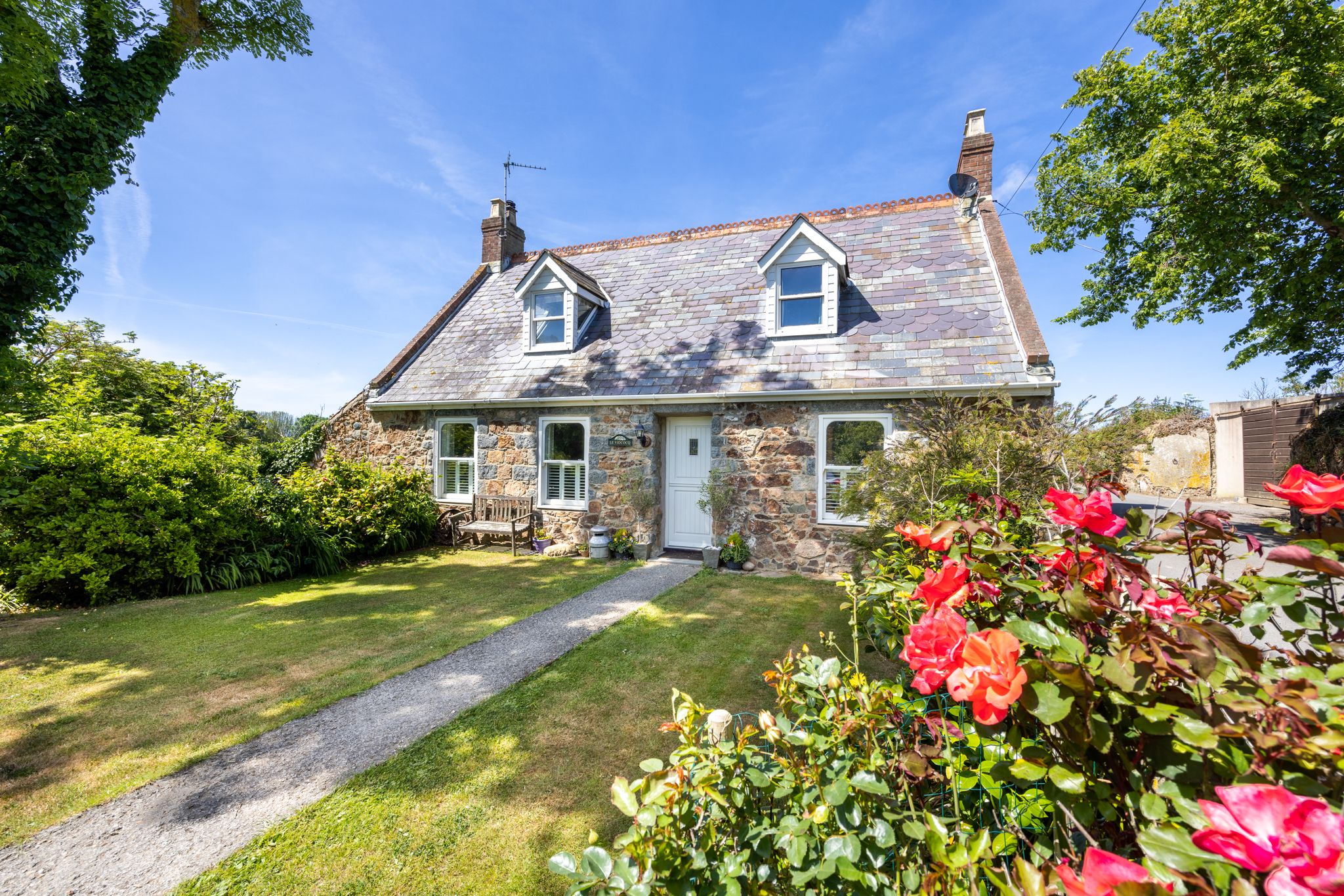 5 bed detached house for sale in Rue Des Falles, St. Pierre Du Bois