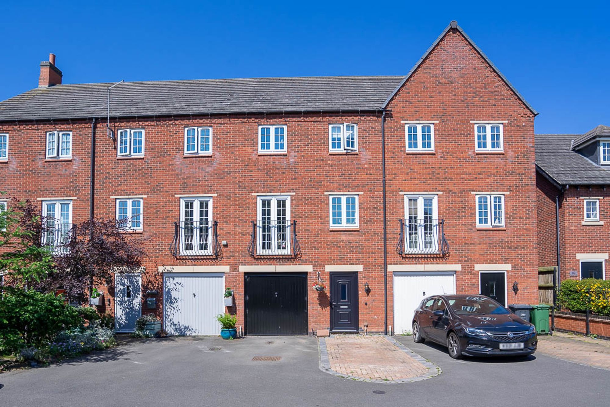 4 bed terraced house for sale in Empingham Drive, Syston LE7 Zoopla