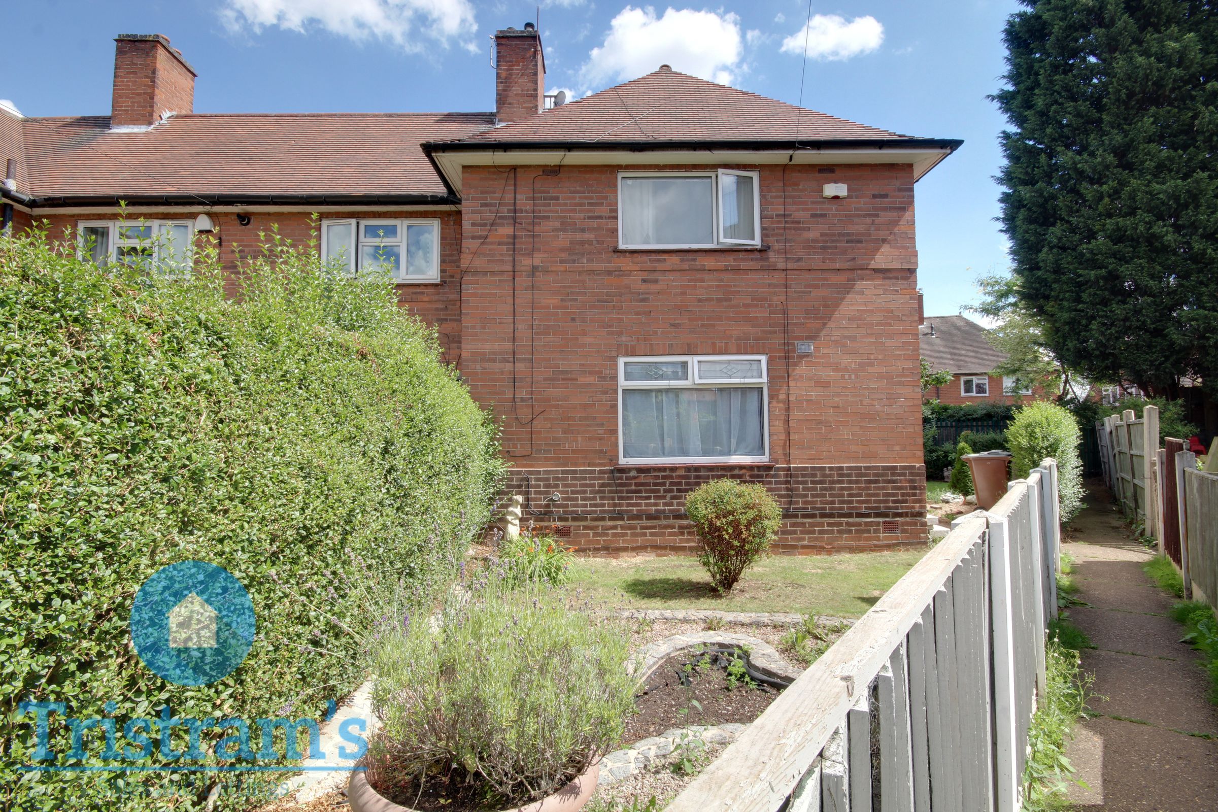 2 bed end terrace house for sale in Bracken Close, Nottingham NG8 Zoopla