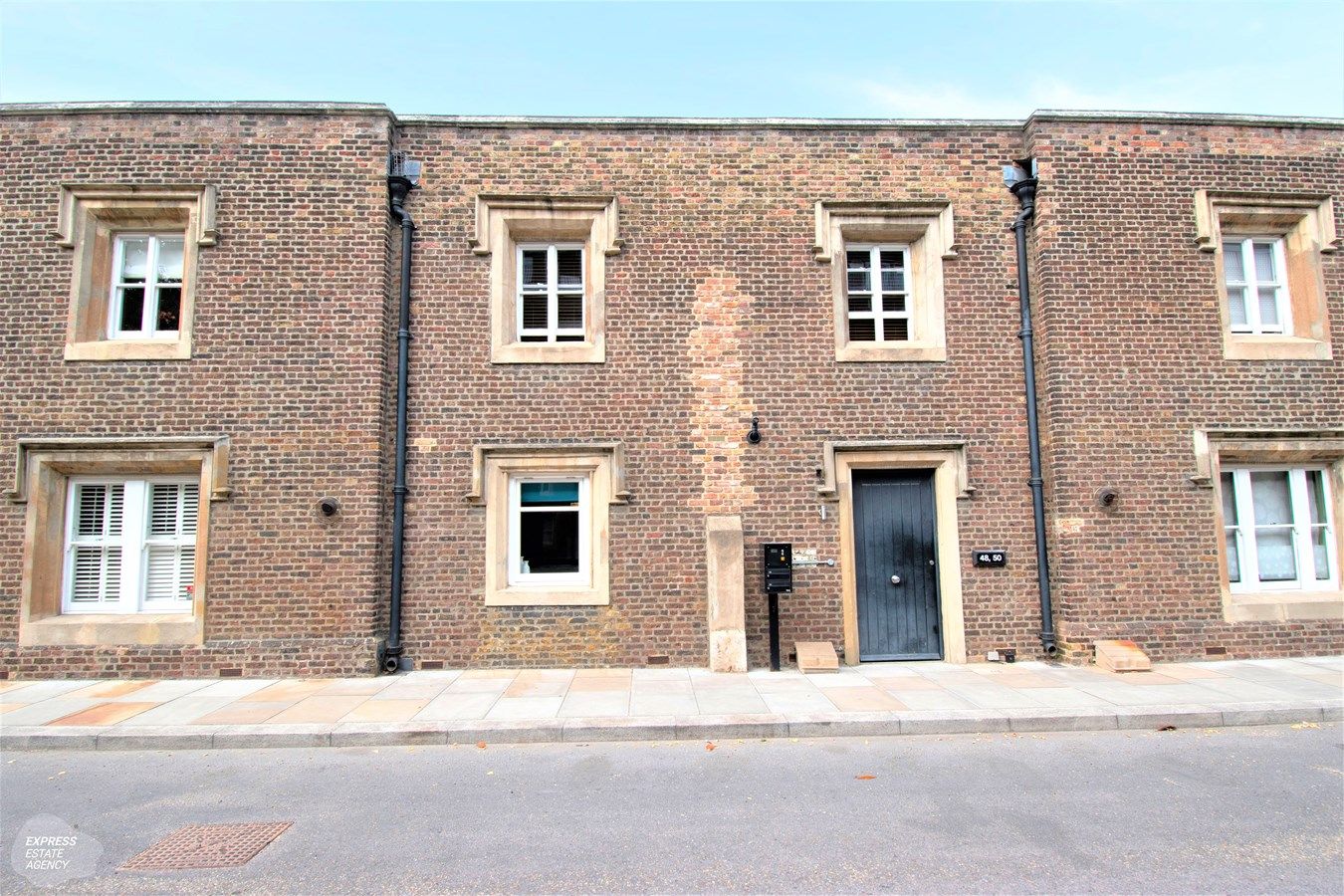 2 bed flat for sale in Ashmore Road, London SE18 Zoopla