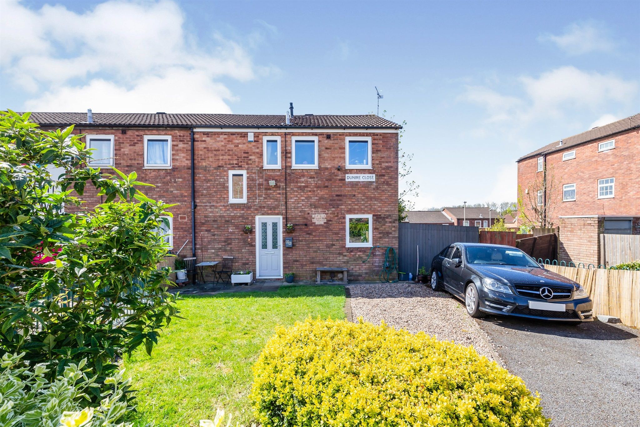 Dunire Close Leicester LE4  