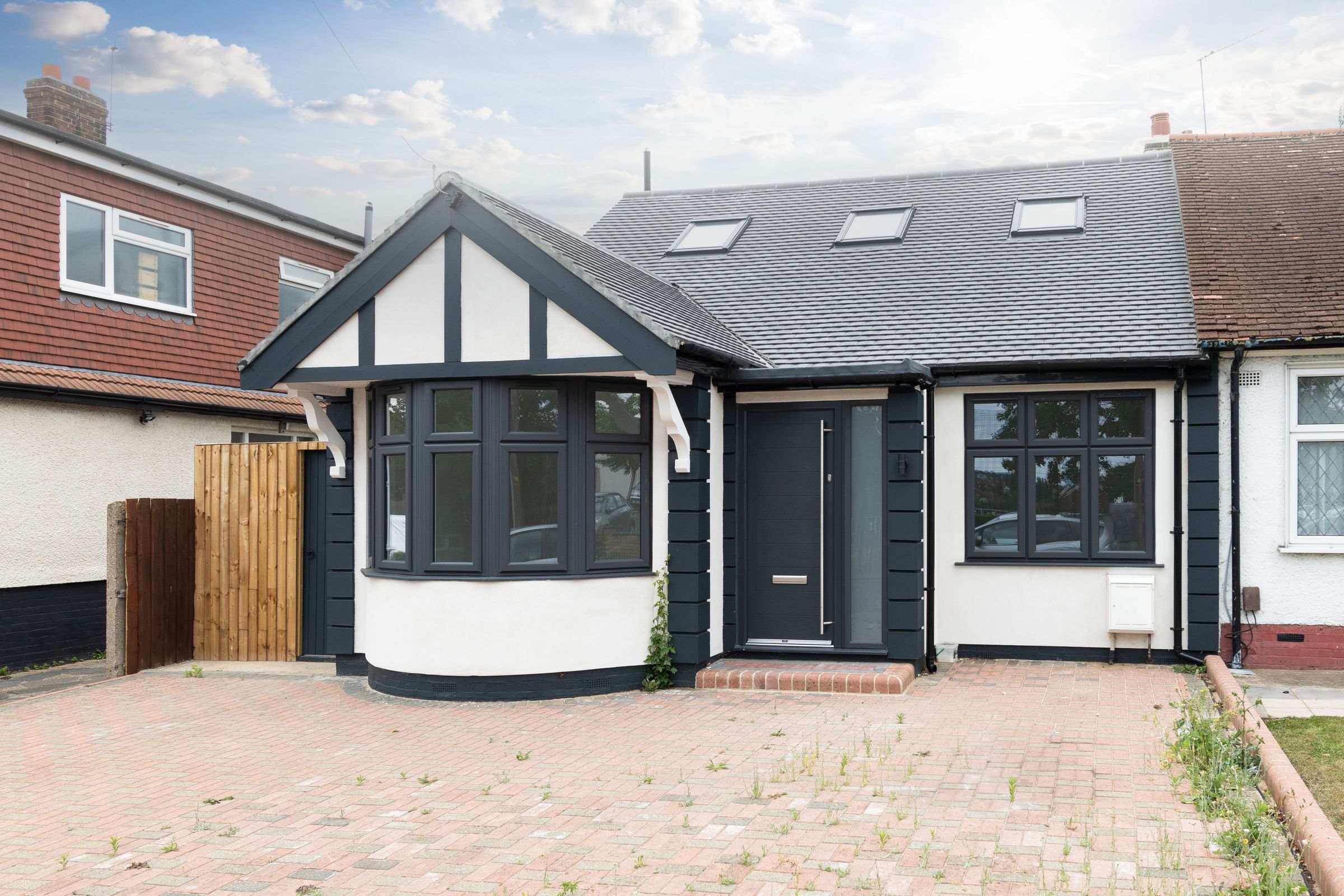 6 bed bungalow for sale in Caterham Avenue, Clayhall, Essex IG5 Zoopla