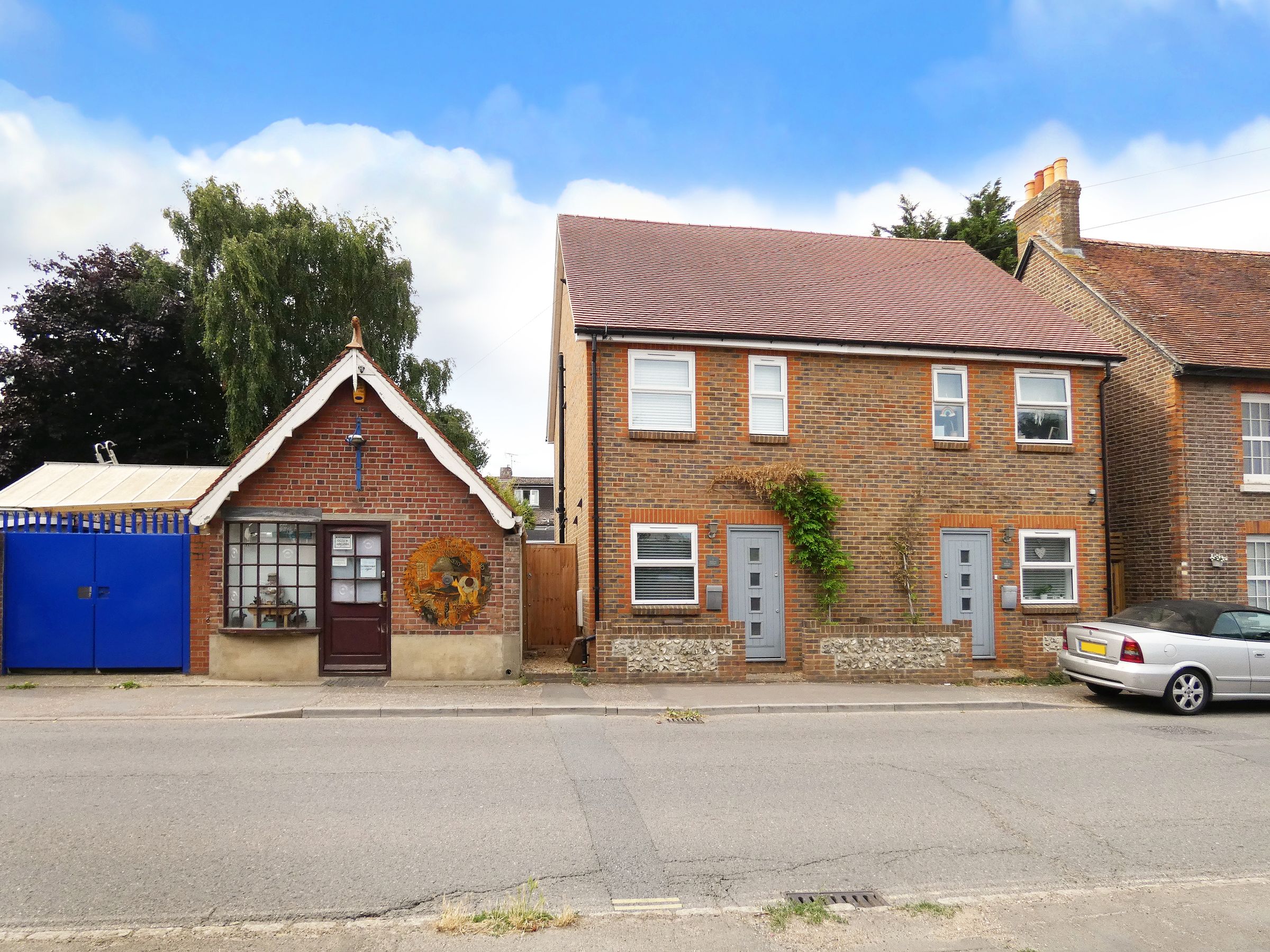2 bed semidetached house for sale in Wisteria Cottages, Burndell Road