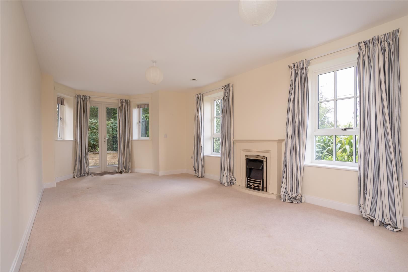 2 bed property for sale in Station Road, BourtonOnTheWater