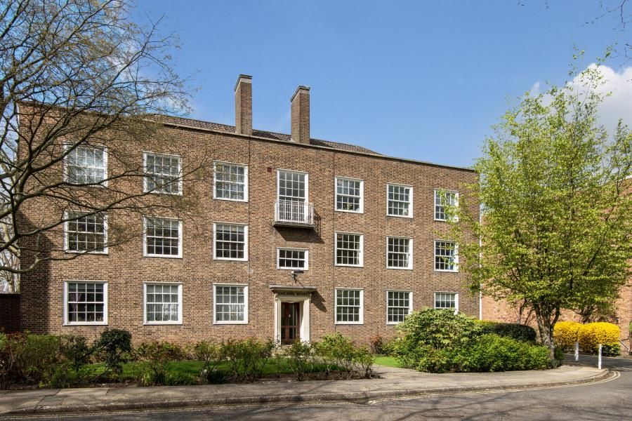 Garlands House, Carlton Hl NW8  