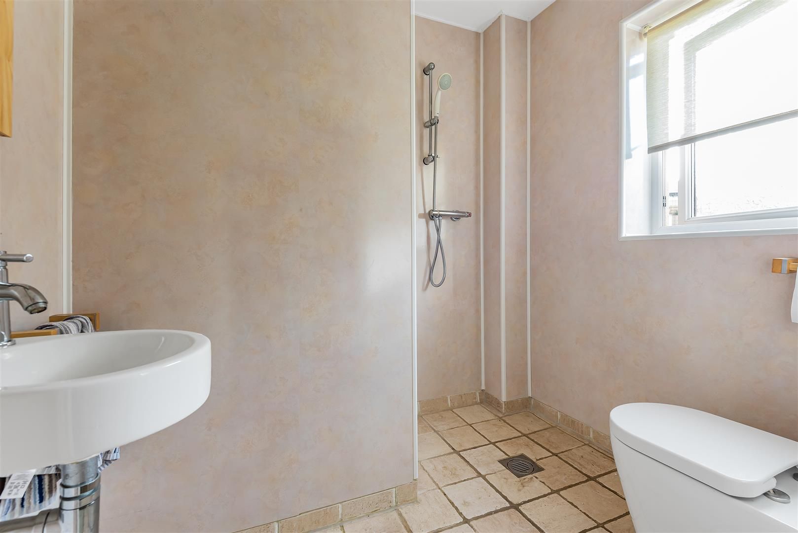 4 bed detached house for sale in Cae Linda, Trimsaran, Kidwelly SA17