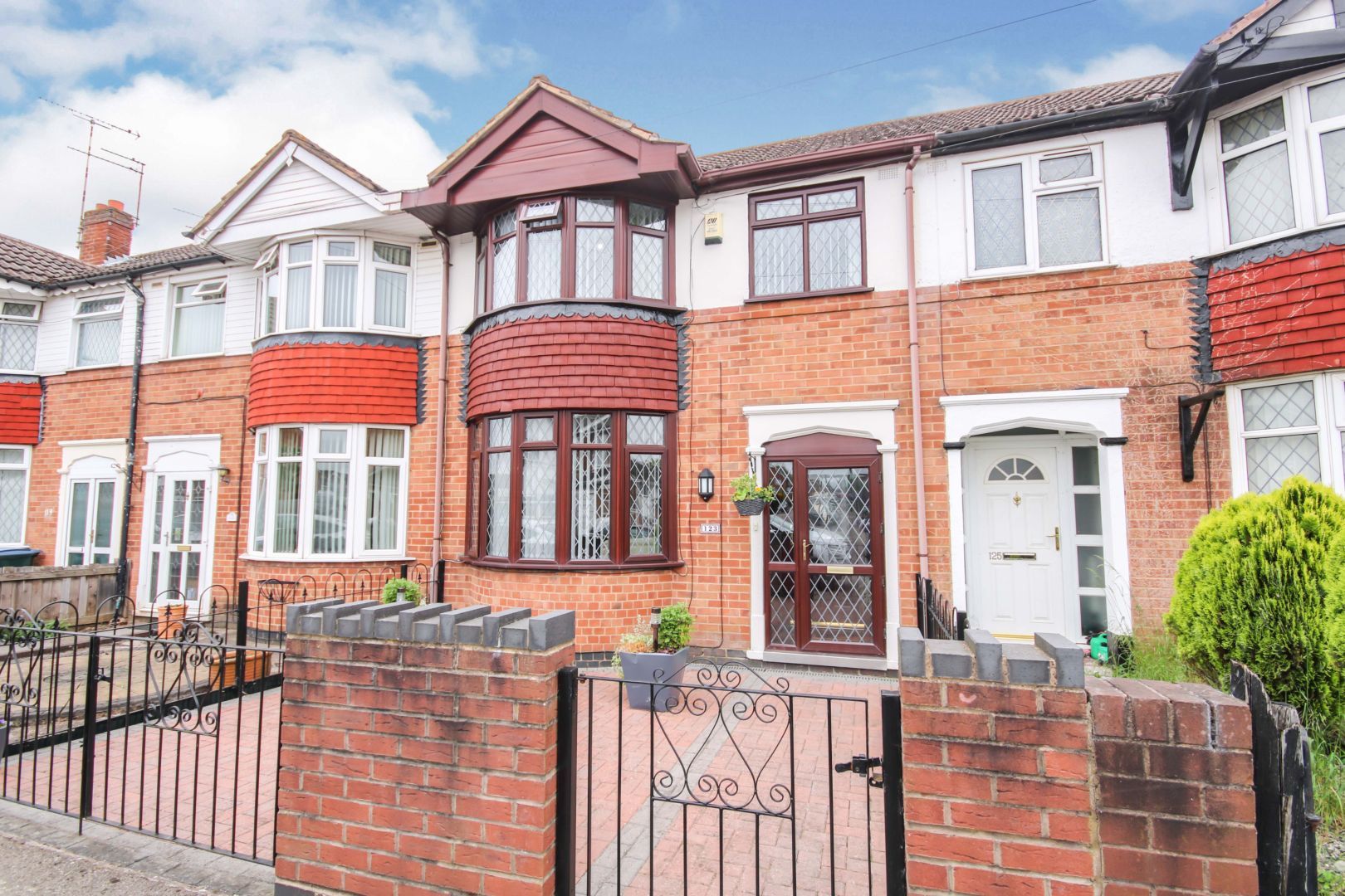 Silverdale Close, Coventry CV2  