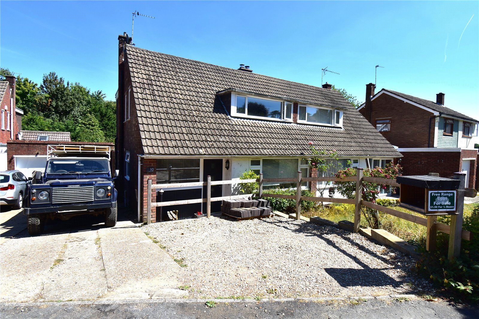 3 bed semidetached house for sale in Fermor Way, Crowborough, East