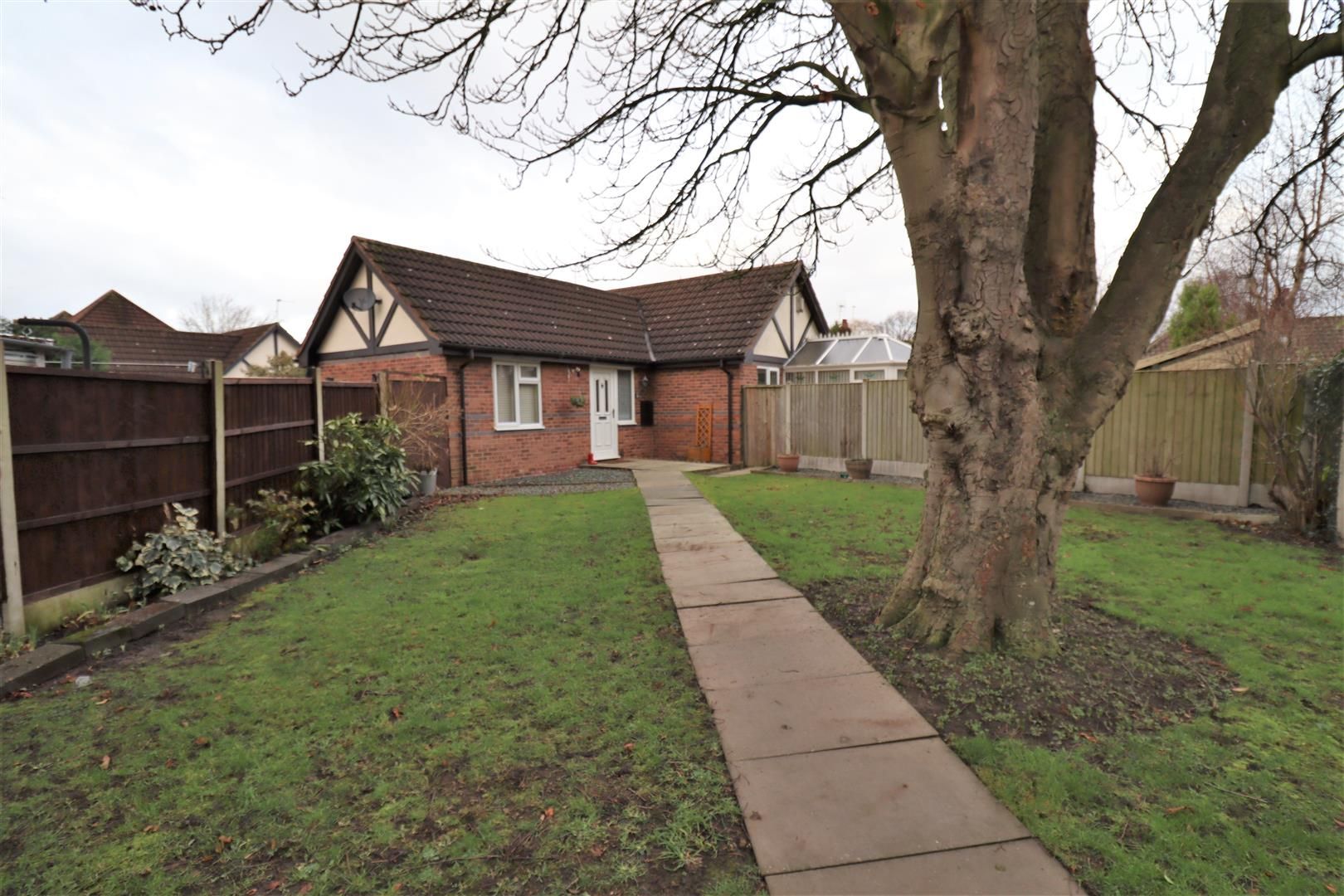 2 bed bungalow for sale in Woodland Gardens, Crewe CW1 Zoopla