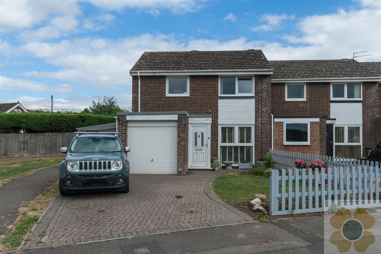3 bed end terrace house for sale in Saffron Close, Royal Wootton