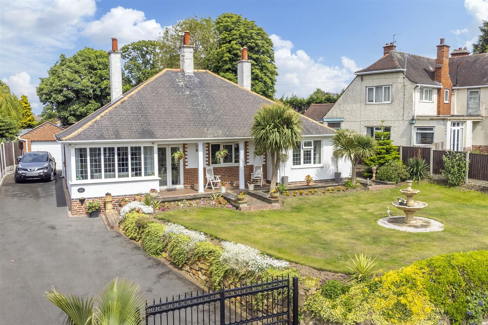 3 bed detached bungalow for sale in Longfield Lane, Ilkeston DE7 Zoopla