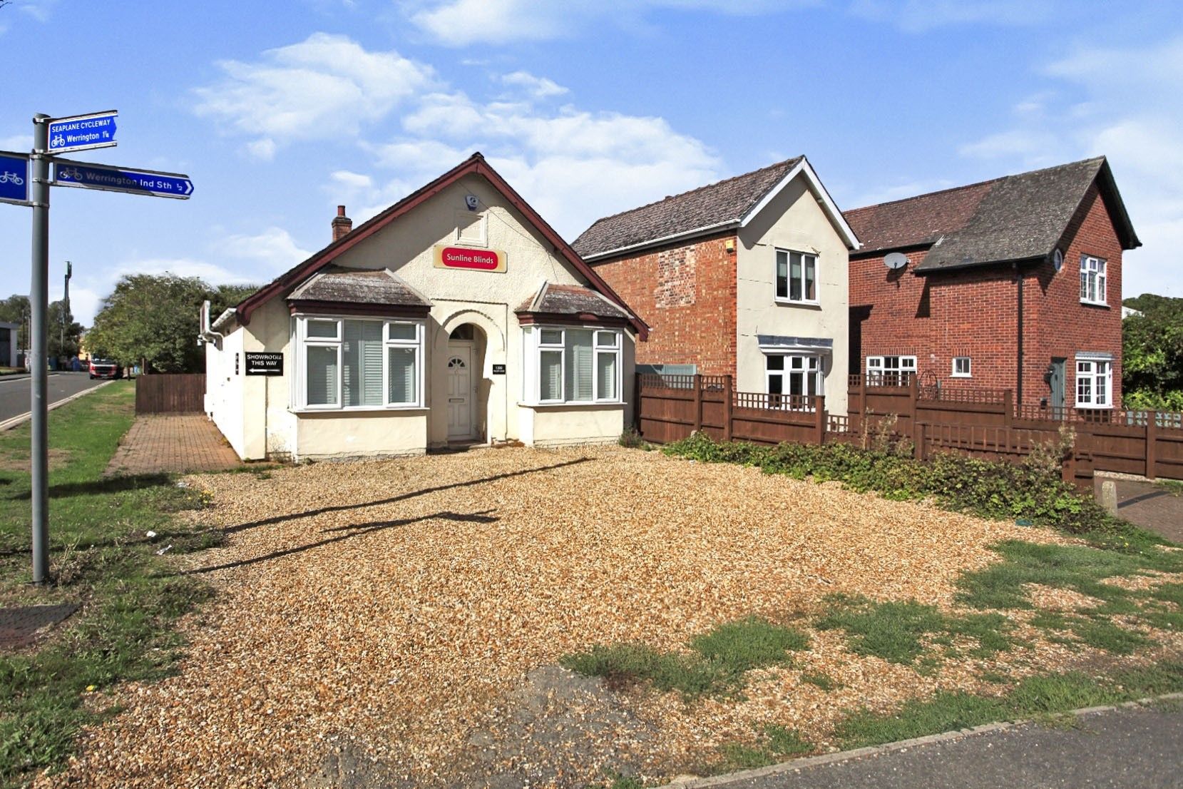 3 bed detached bungalow for sale in Brookfield Industrial Park, Lincoln