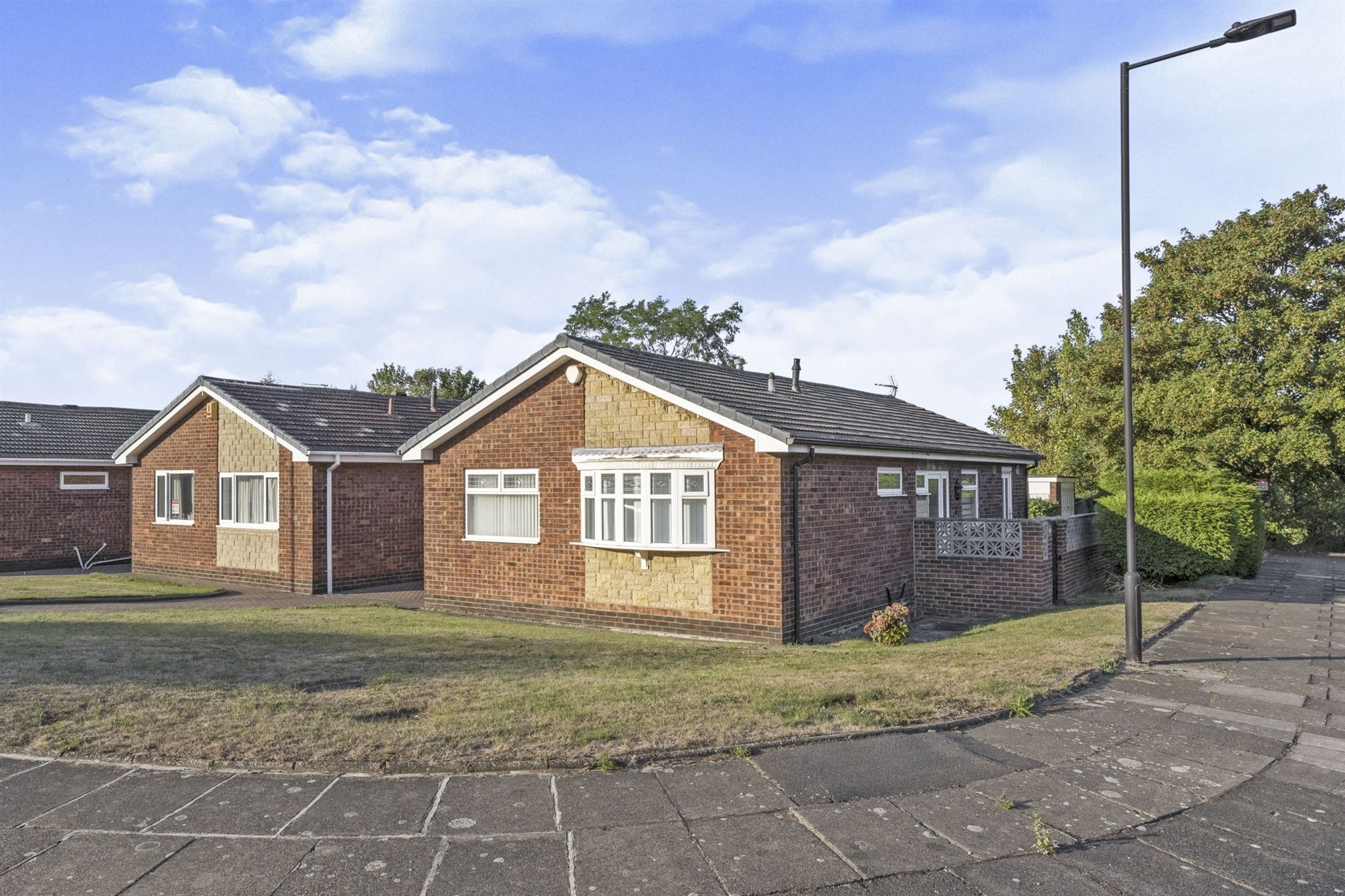 3 bed detached bungalow for sale in The Avenue, Bessacarr, Doncaster