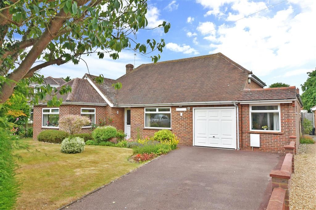 2 bed detached bungalow for sale in Fletcher Close, North Mundham, Chichester, West Sussex PO20