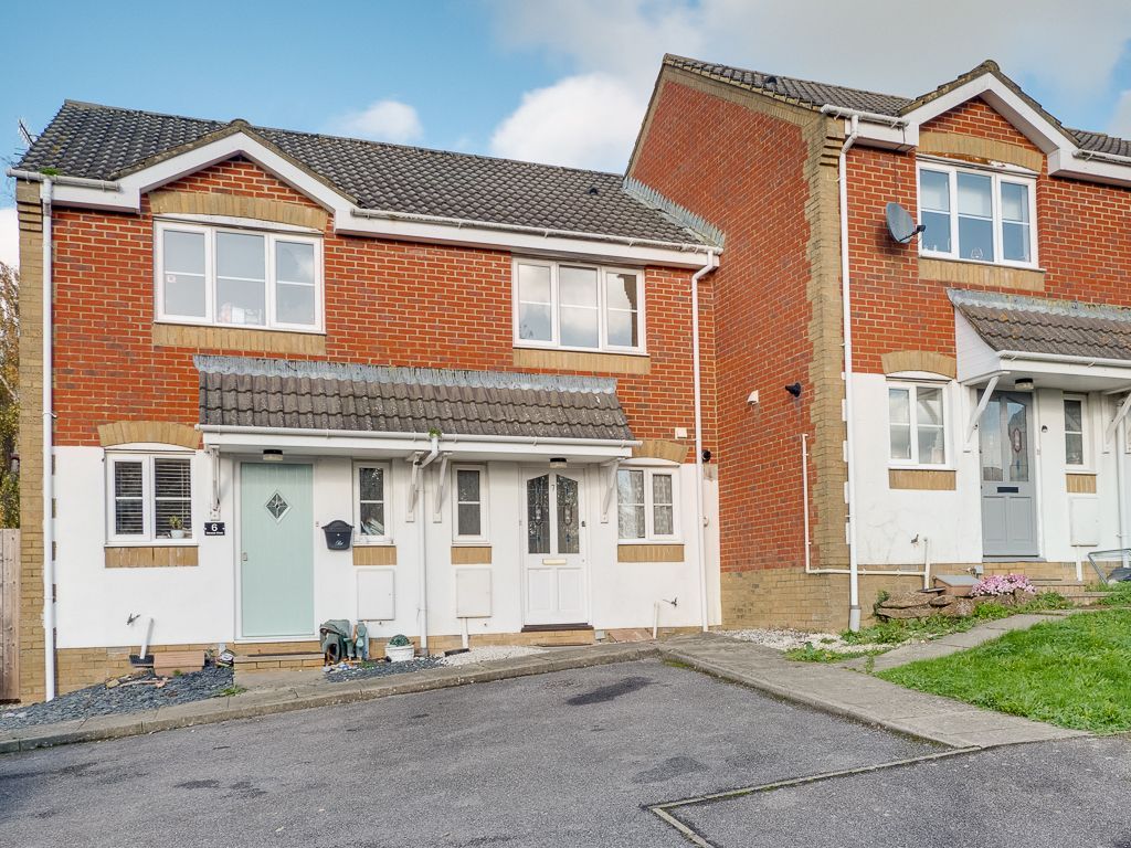 2 bed terraced house to rent in Warwick Close, Amberstone, Hailsham