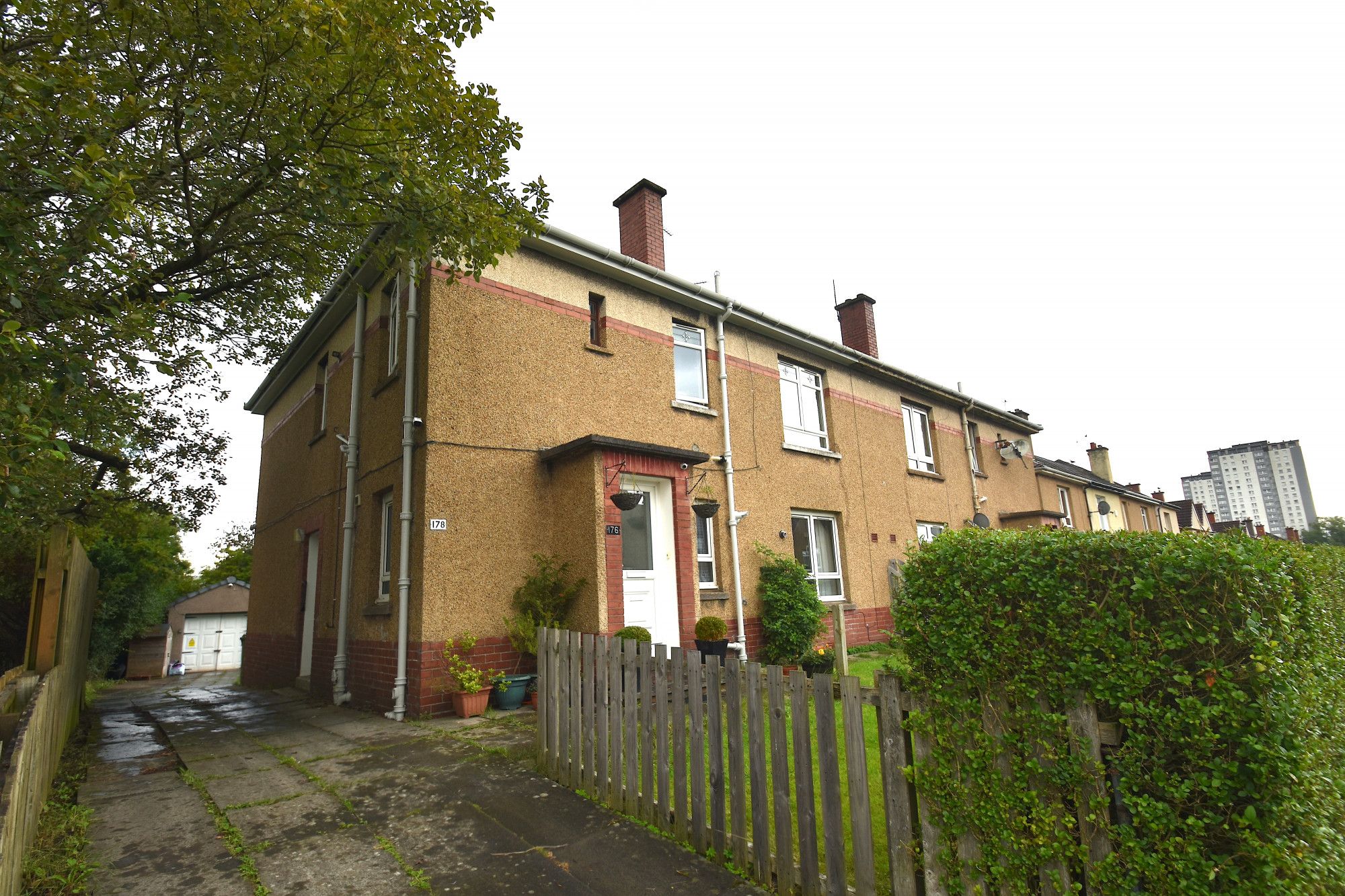 3 bed shared for sale in 176 Queensland Drive, Cardonald