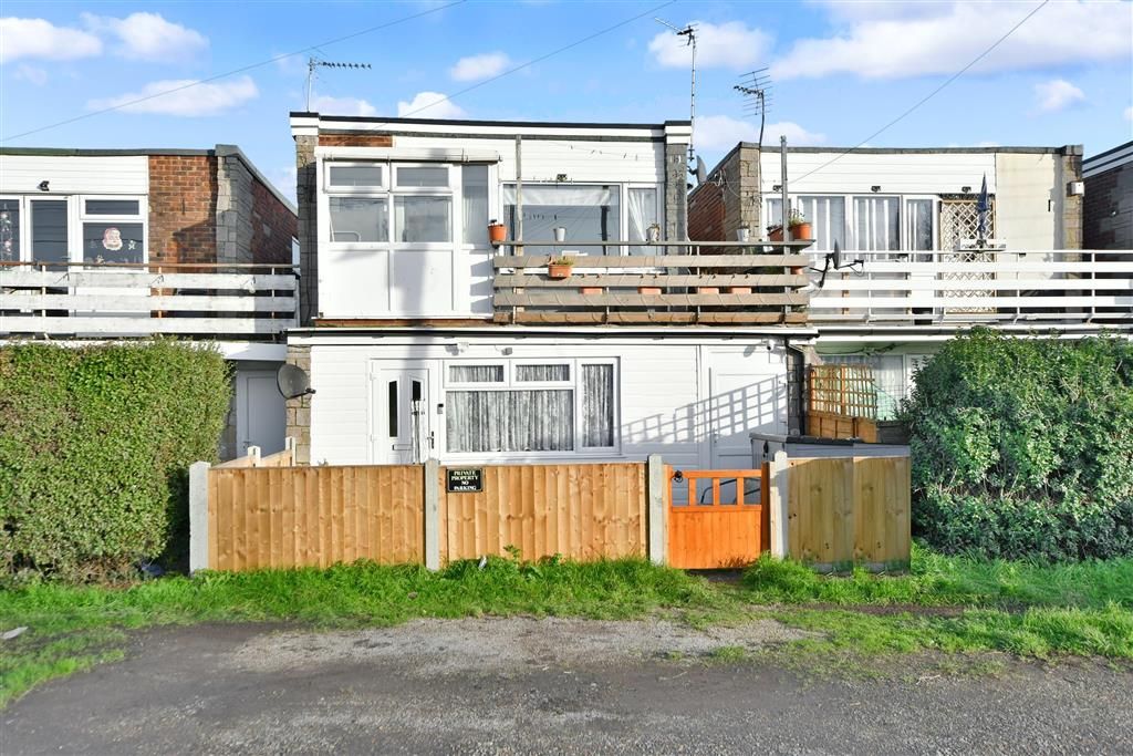 2 bed flat for sale in Manor Way, LeysdownOnSea, Sheerness, Kent ME12