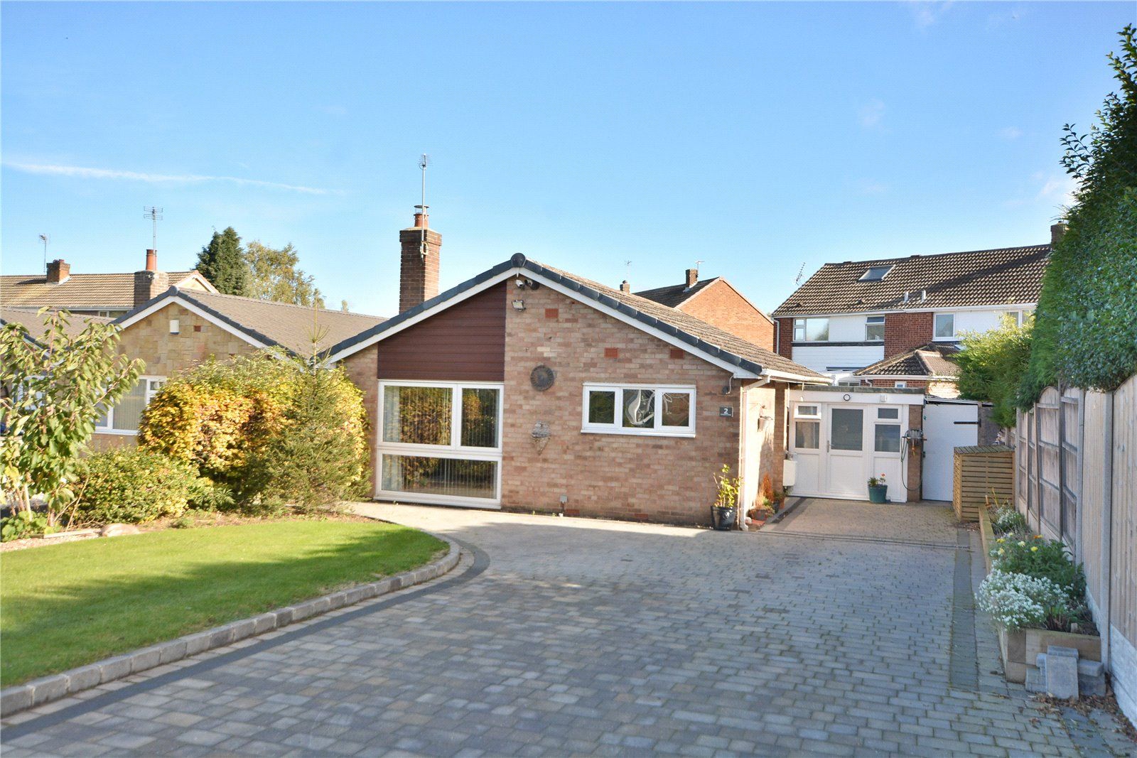 2 bed bungalow for sale in Chiltern Close, Garforth, Leeds, West Yorkshire LS25 Zoopla
