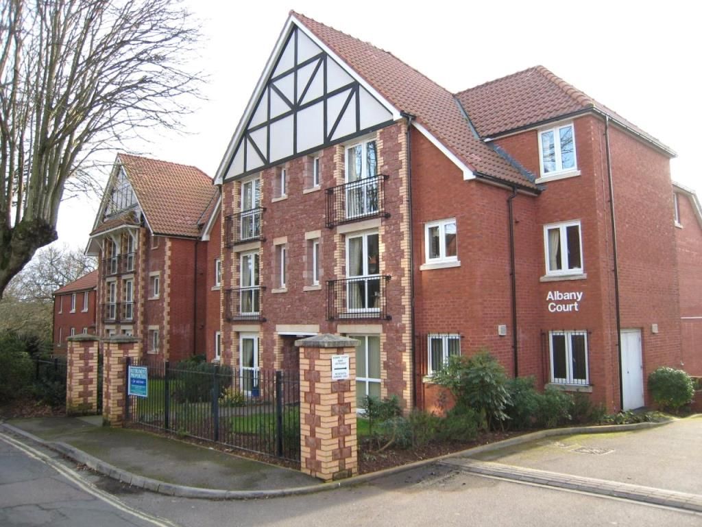 1 bed flat for sale in Polsham Park, Paignton, Devon TQ3 Zoopla