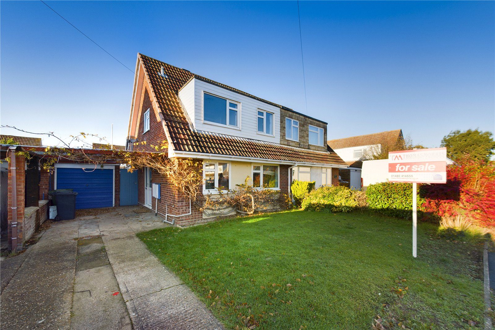 3 bed semidetached house for sale in Willow End, Alconbury, Huntingdon