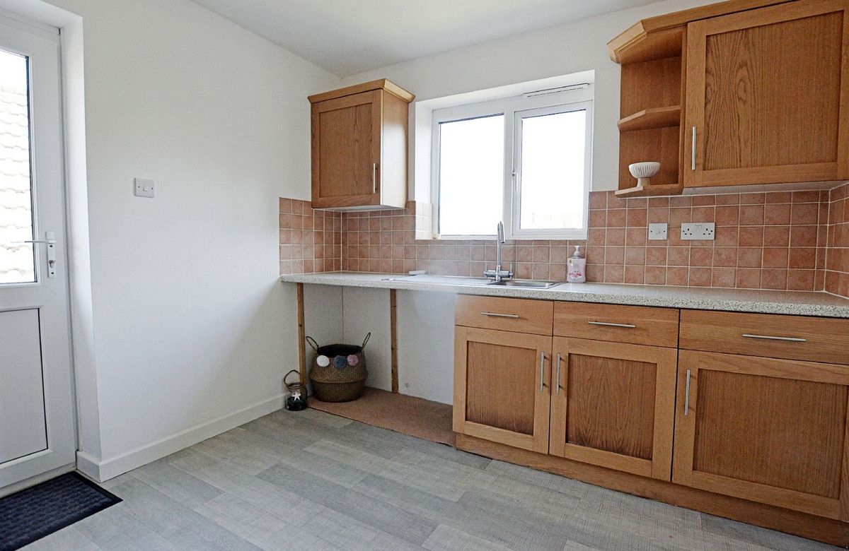 3 bed detached house for sale in Haywain Close, Torquay TQ2 Zoopla