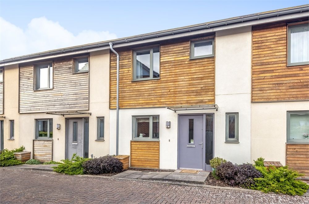 Lloyd Road, Chichester, West Sussex PO19  