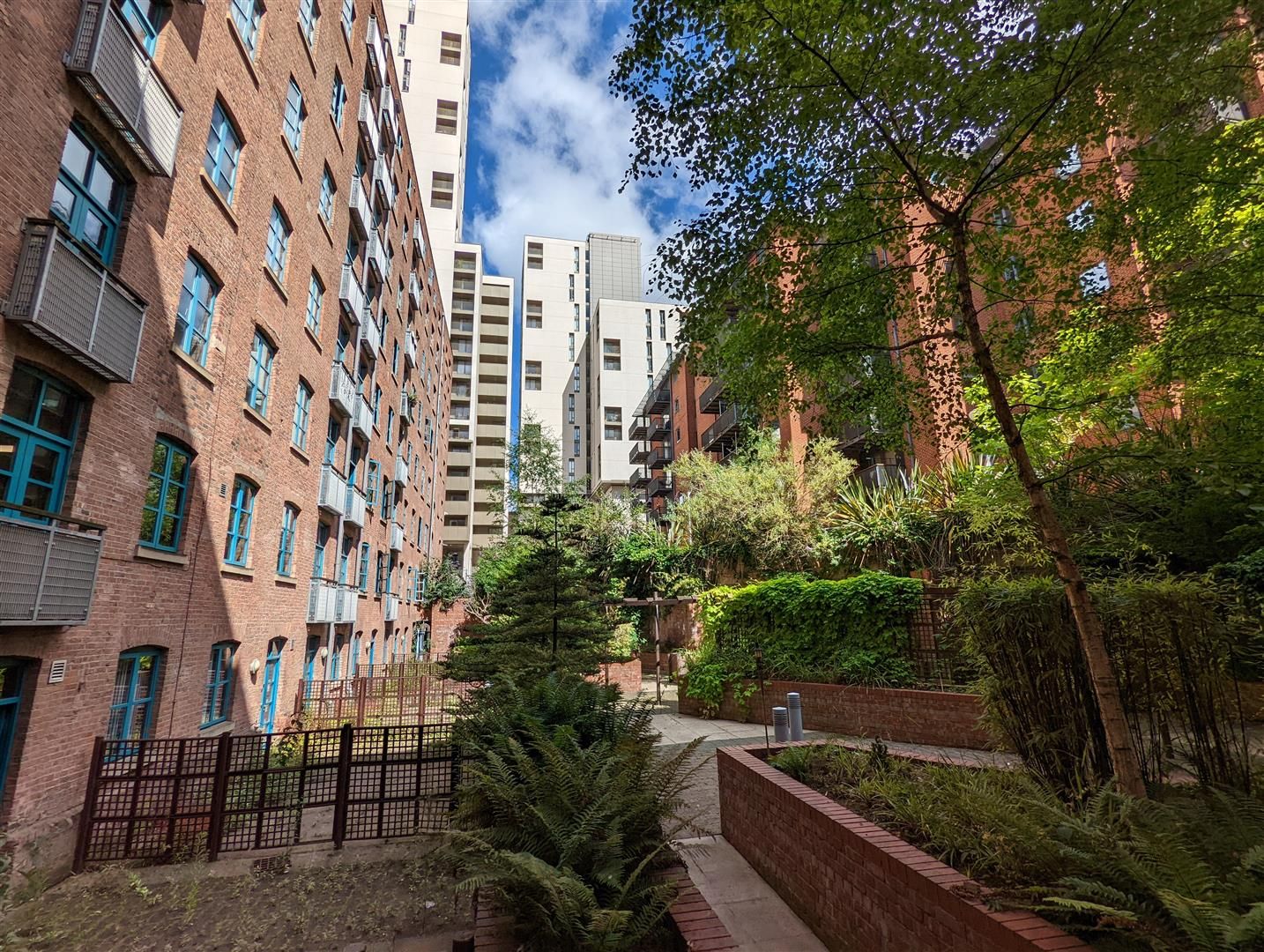 2 bed flat to rent in Chorlton Mill, Cambridge Street, Manchester M1