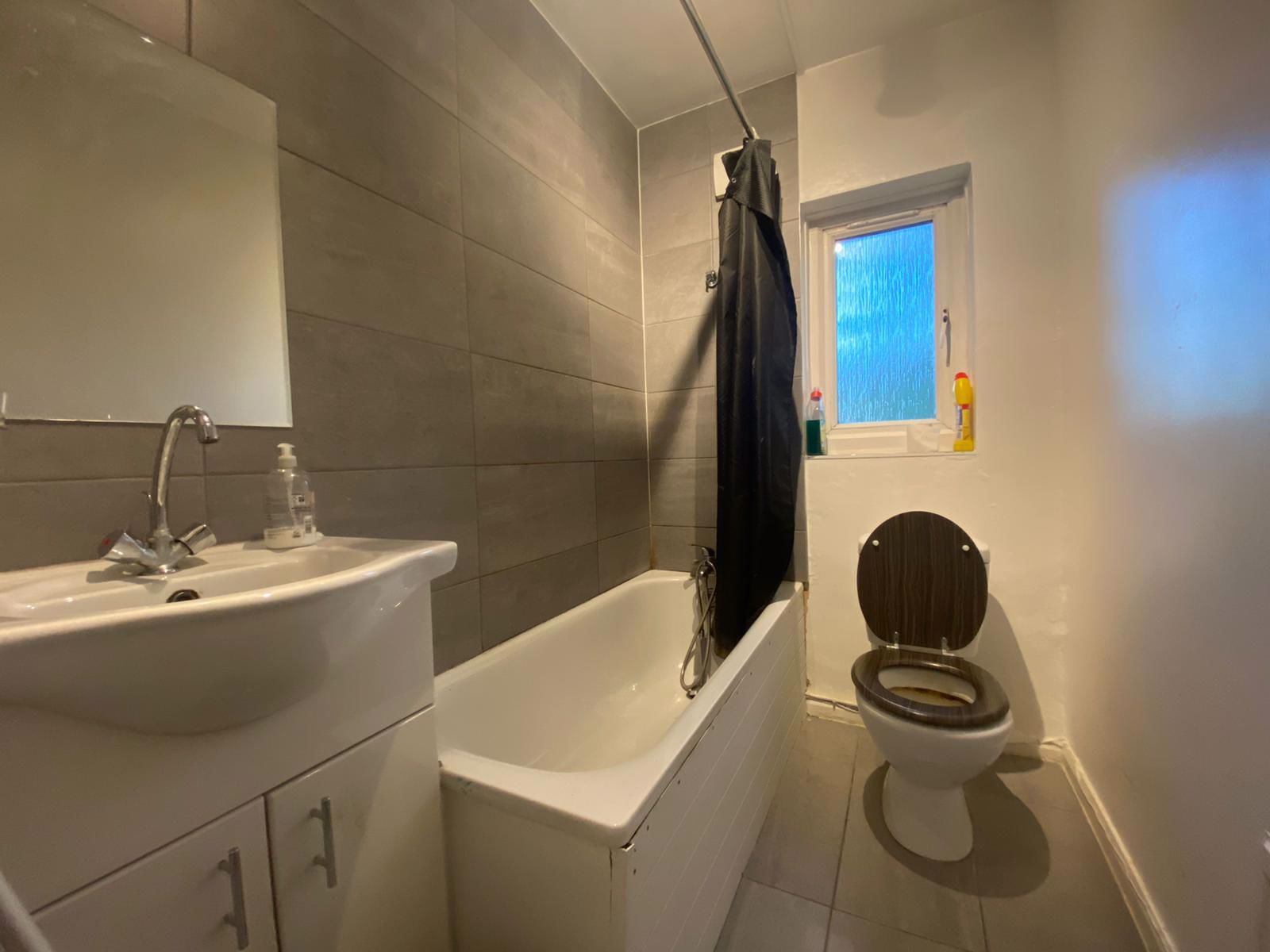 2 bed flat for sale in Empire Court, North End Road, Wembley HA9 Zoopla