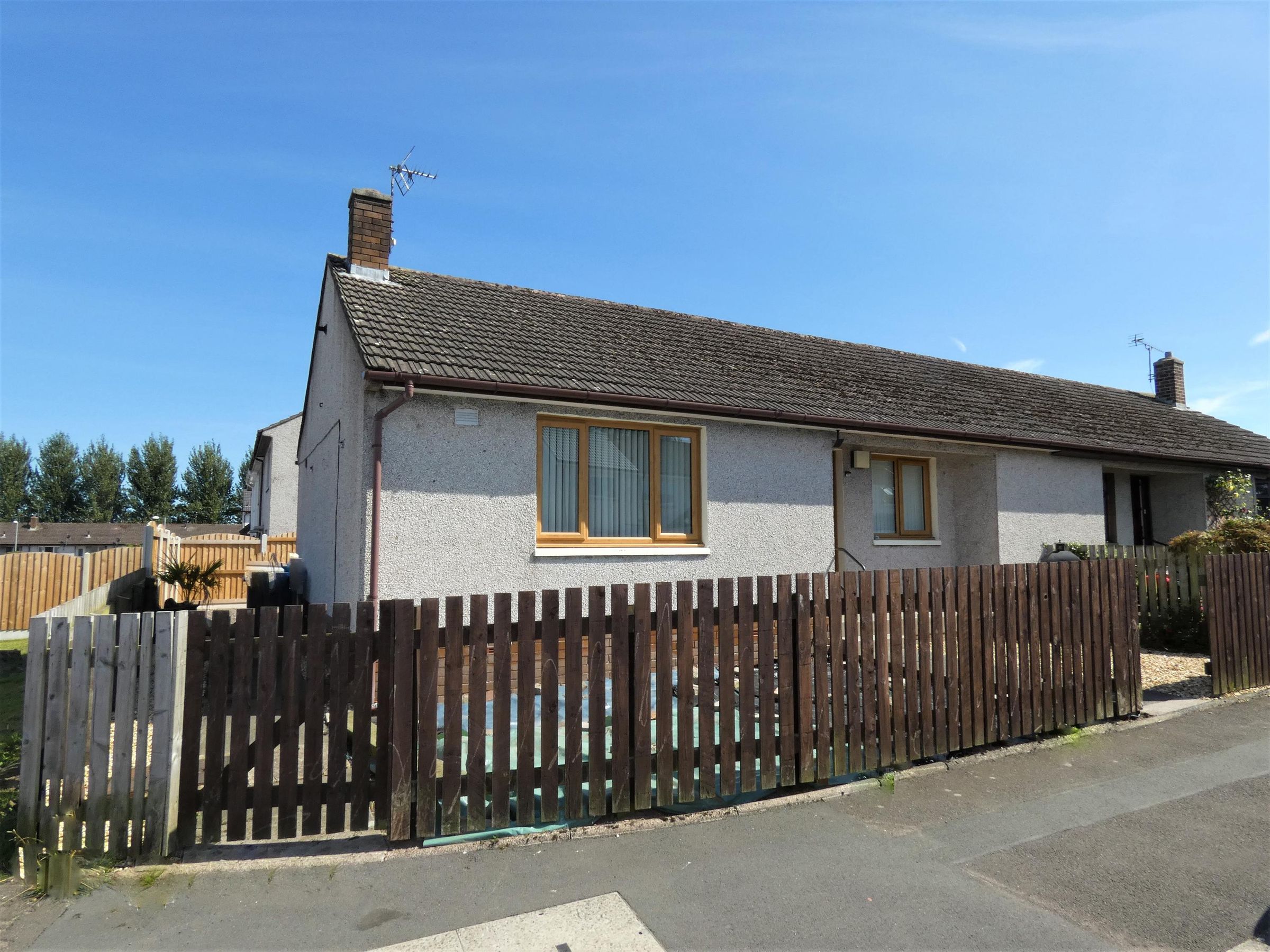 2 bed bungalow for sale in Central Avenue, Gretna DG16 Zoopla