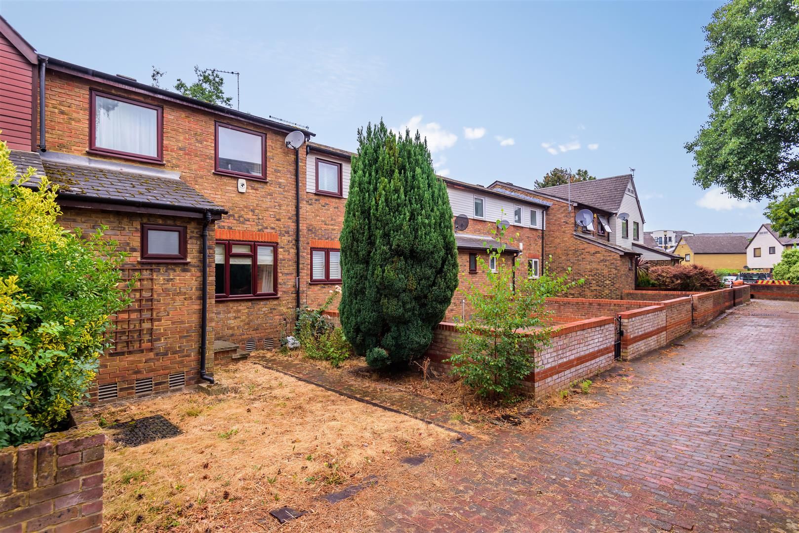 3 bed terraced house for sale in Leydon Close, London SE16 Zoopla