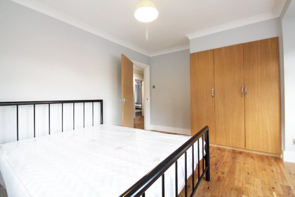 2 bed flat to rent in Church Hill, Southgate N21 Zoopla