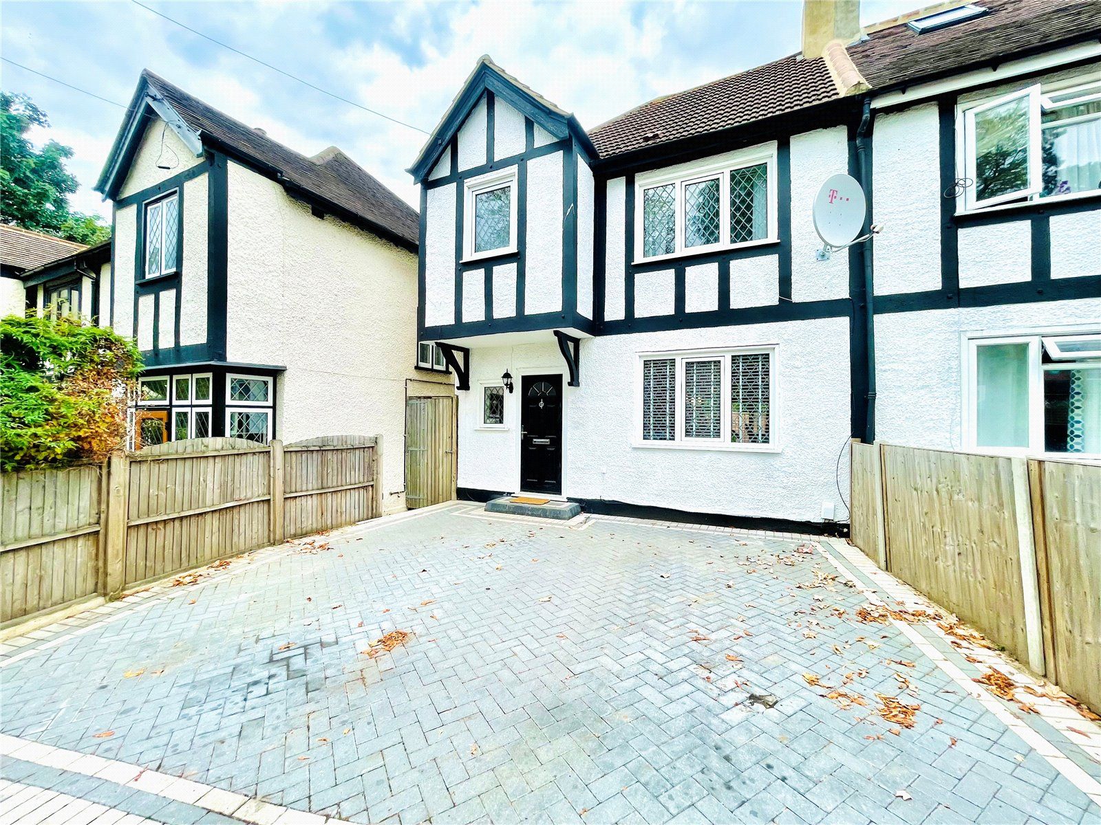 3 bed semidetached house for sale in Deanfield Gardens, Hurst Road, Croydon CR0 Zoopla