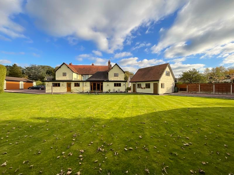 7 bed detached house for sale in Cranberry, Cotes Heath, Stafford ST21