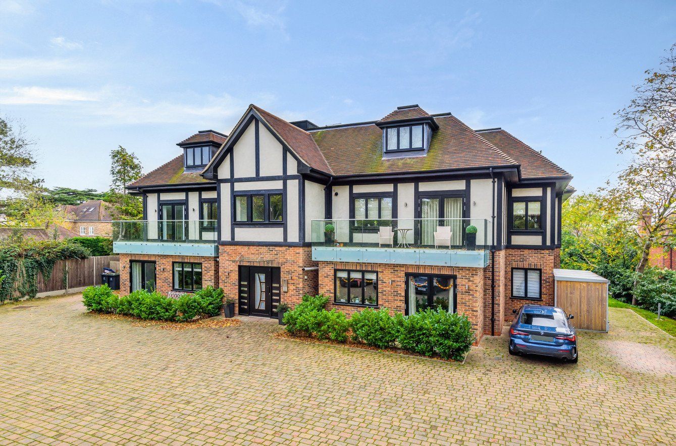 2 bed flat for sale in Bickley Park Road, Bromley BR1 Zoopla