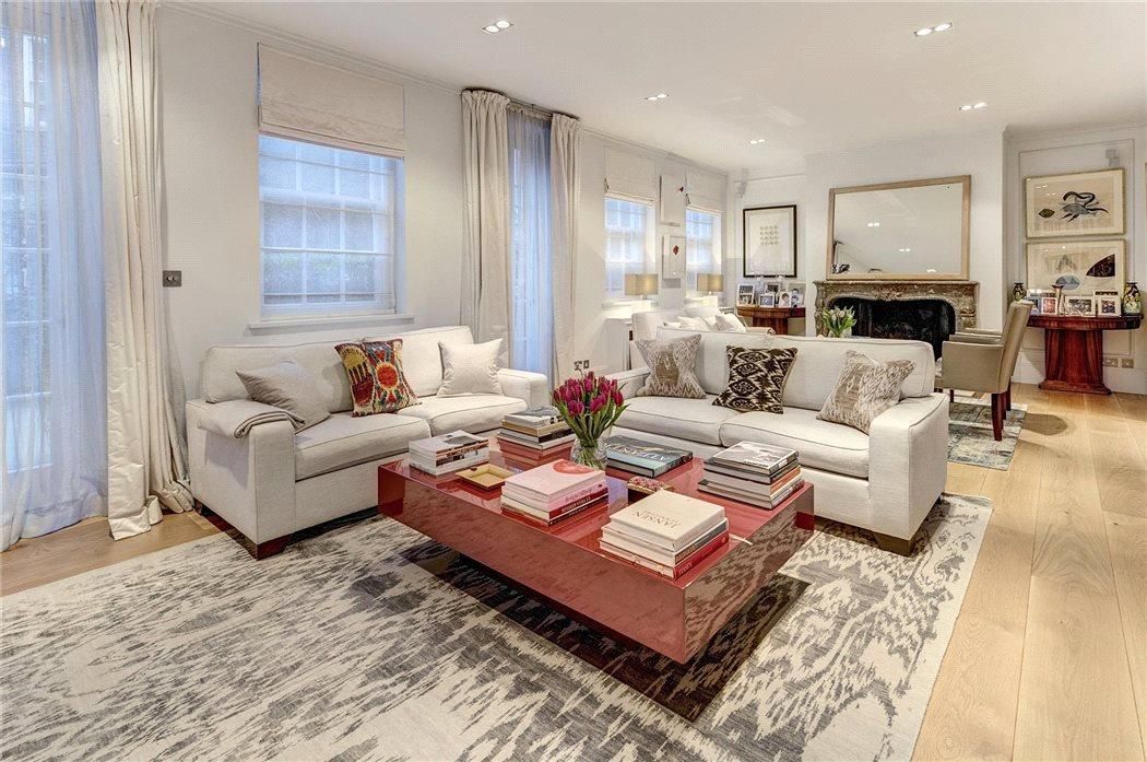 Buckingham Place Westminster London SW1E  