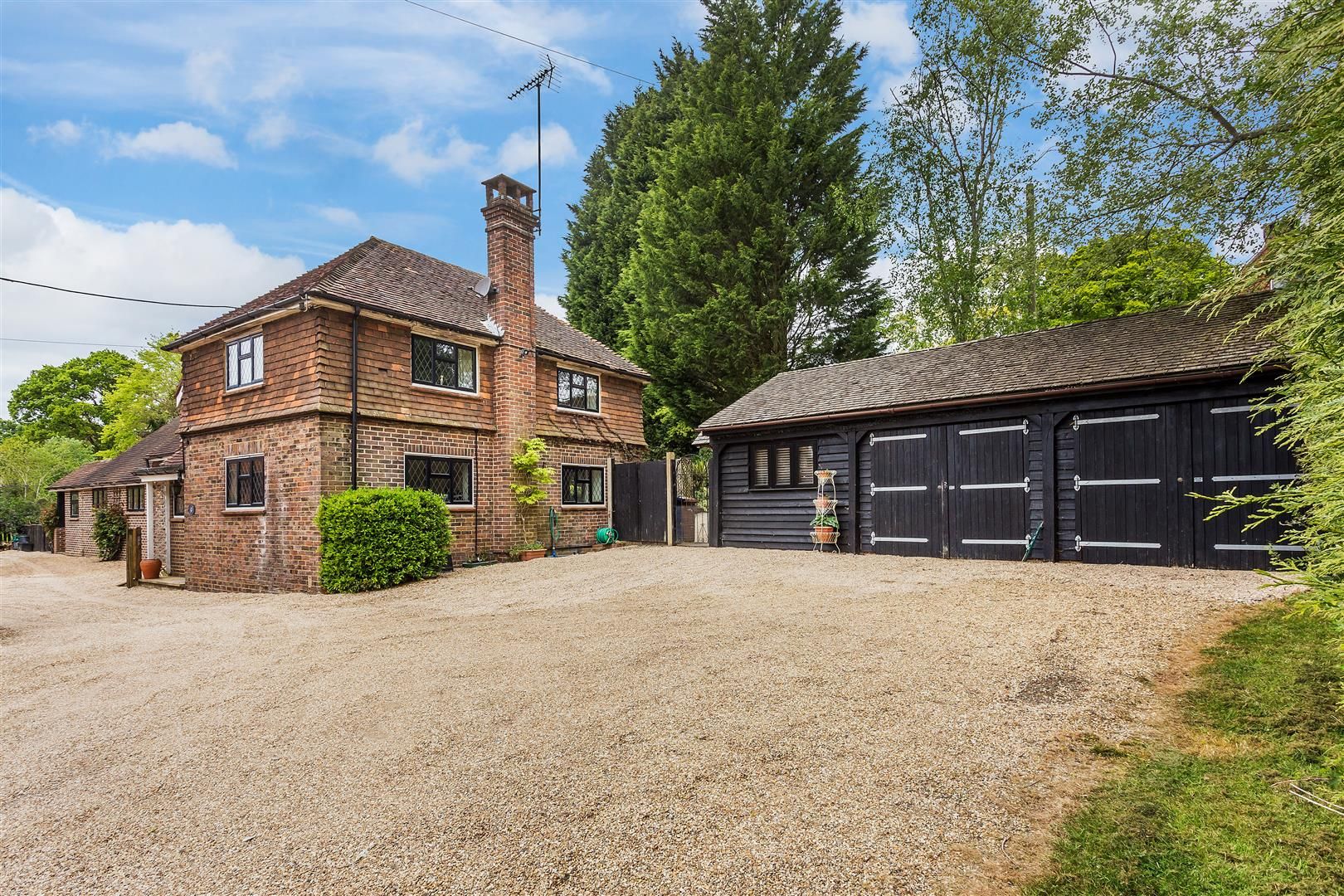 4 bed detached house for sale in Somersbury Lane, Ewhurst, Cranleigh