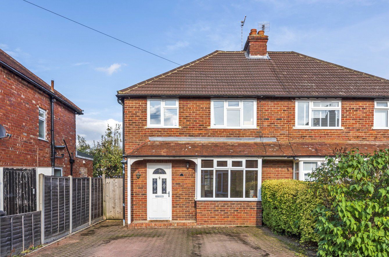 3 bed semidetached house for sale in Guildford, Surrey GU1 Zoopla