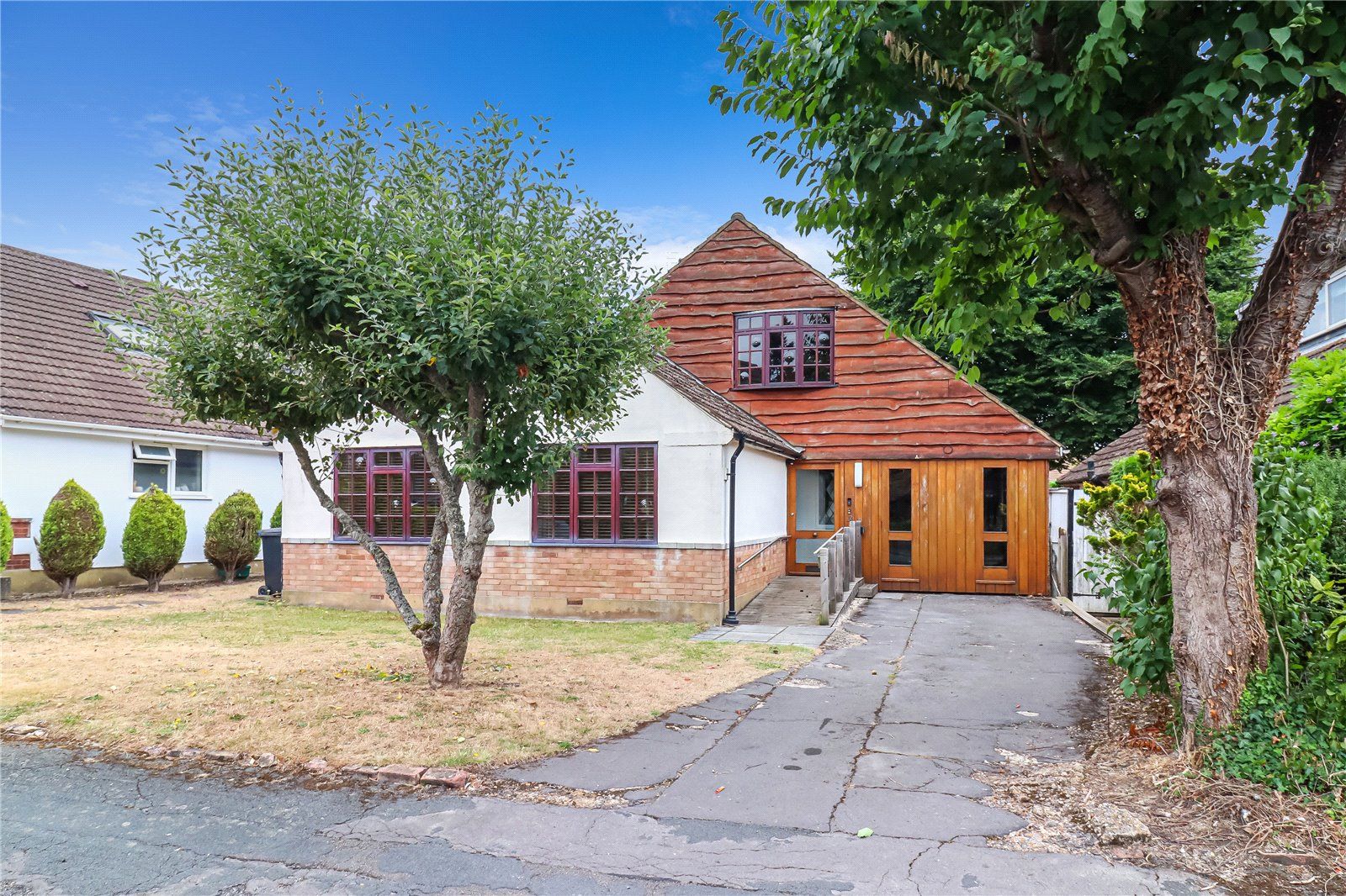 2 bed property for sale in Cedars Close, Chalfont St. Peter