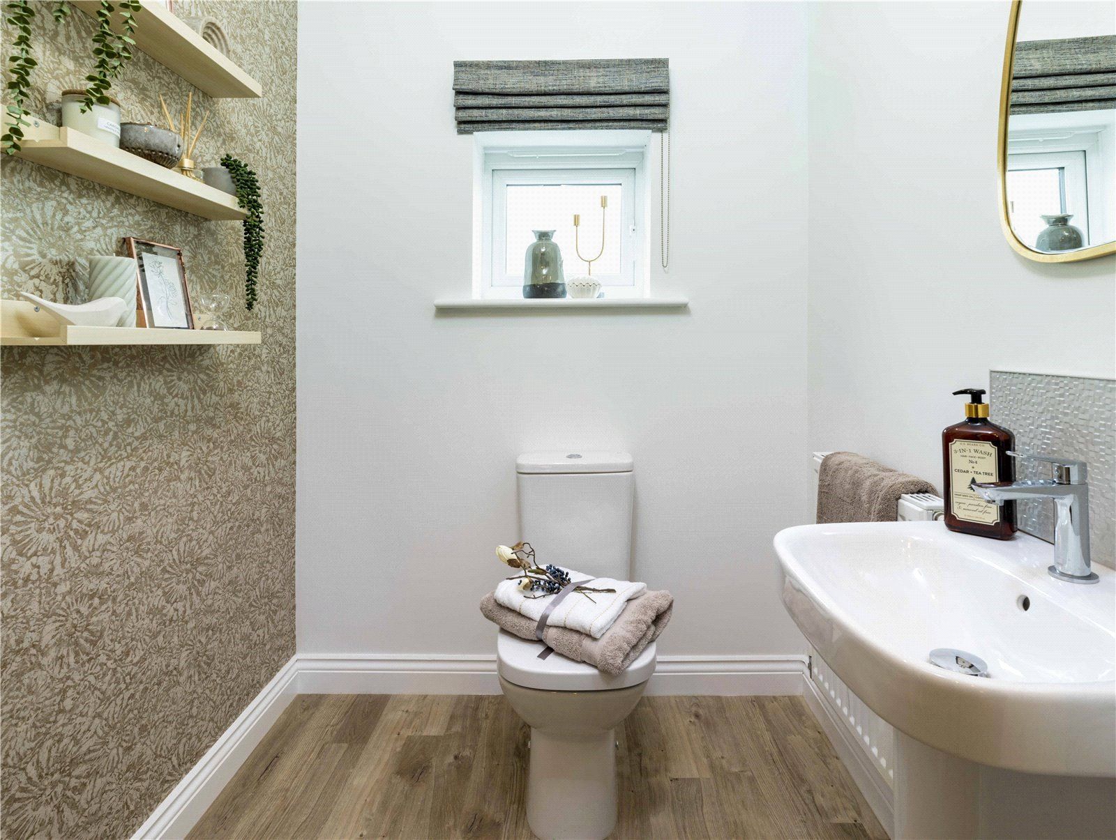 New home, 4 bed detached house for sale in Hampshire Road, WaltonLe