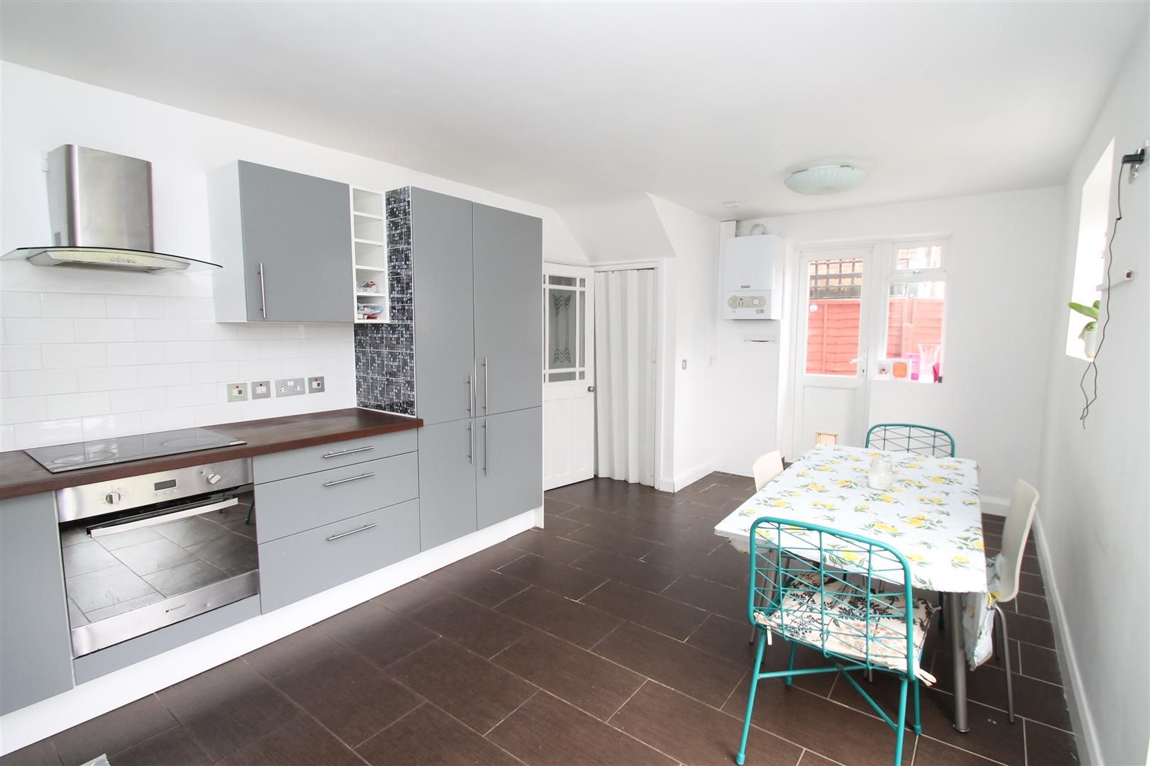 3 bed semidetached house for sale in Farndale Avenue, Palmers Green, London N13 Zoopla