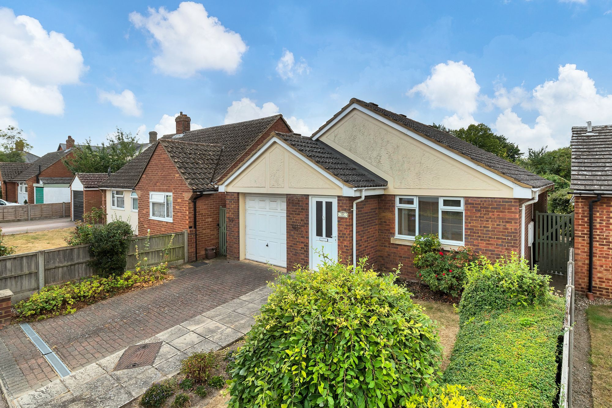 2 bed detached bungalow for sale in Lower Gower Road, Royston SG8 Zoopla
