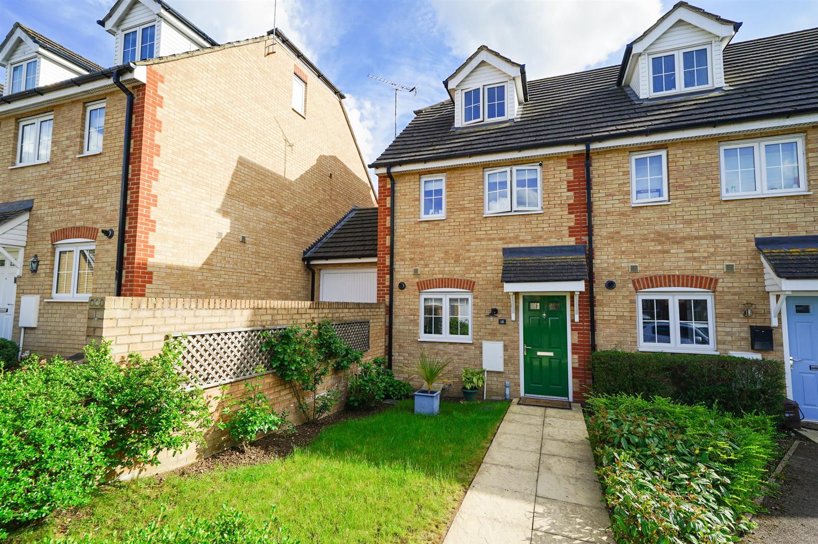 3 bed property for sale in Sovereign Close, Leighton Buzzard LU7 Zoopla