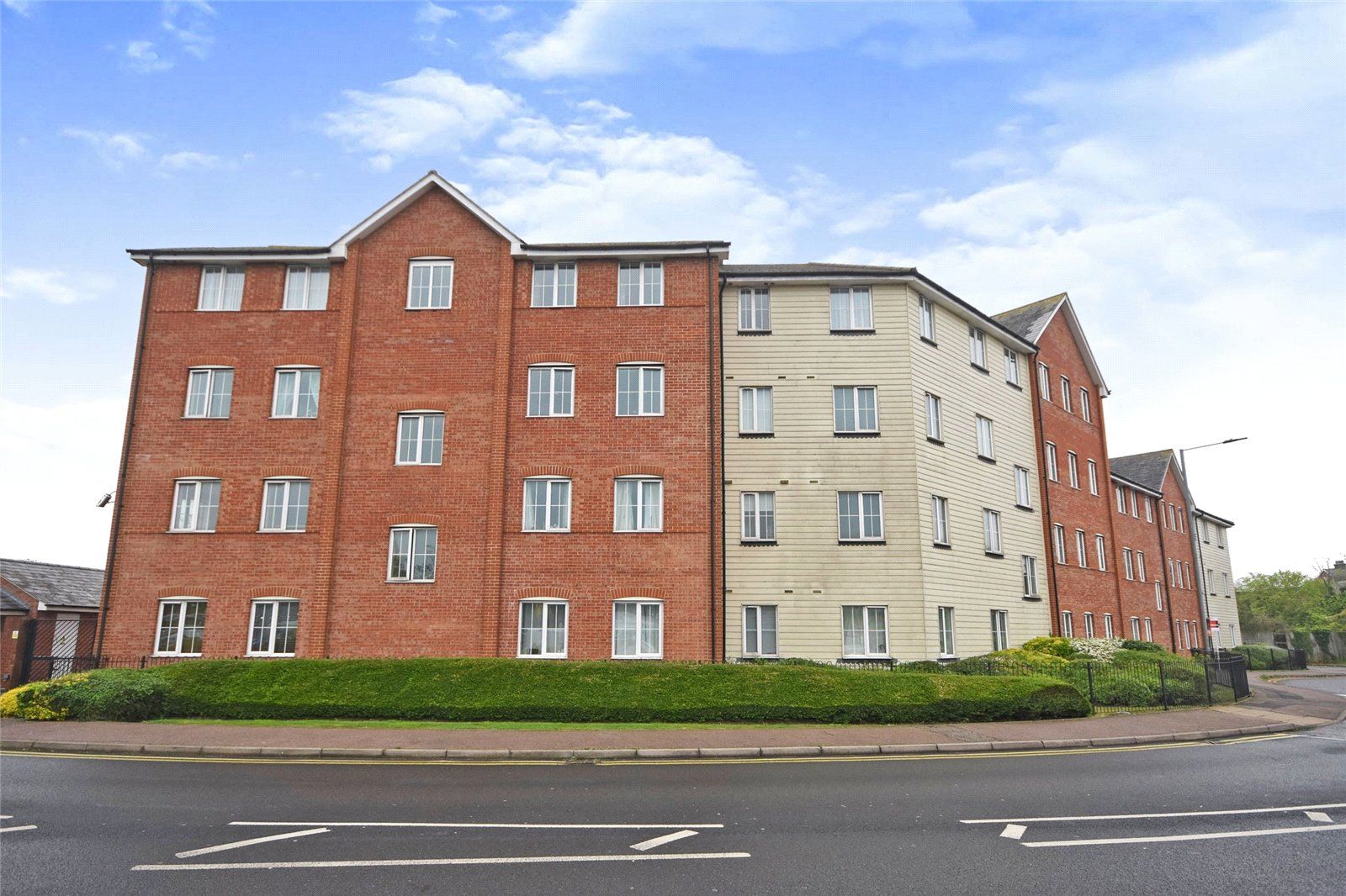 2 bed flat for sale in Crittall Court, Braintree Road, Witham CM8 Zoopla