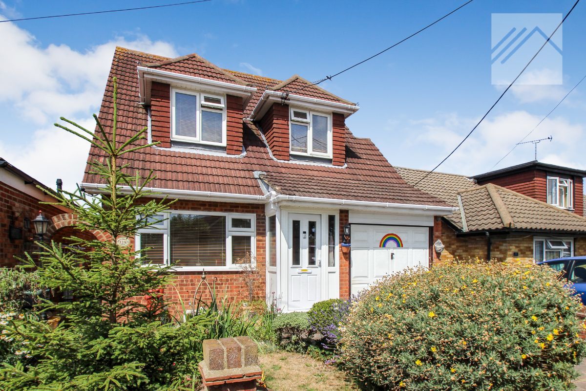 4 bed detached house for sale in Deepwater Road, Canvey Island SS8 Zoopla