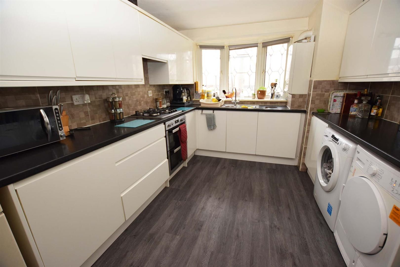 3 bed terraced house for sale in Lambeth Close, Chatham ME5 Zoopla