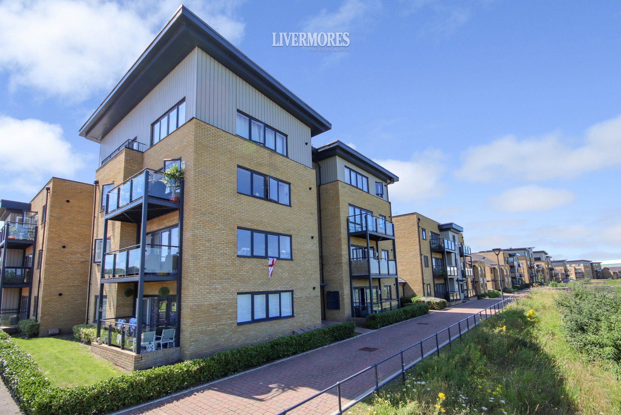 2 bed flat for sale in Riverside Wharf, Mazarine Lodge, Dartford DA1