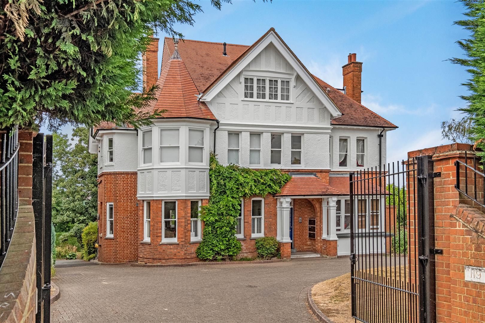 2 bed flat for sale in Lakeview, Arthur Road, Wimbledon SW19 Zoopla