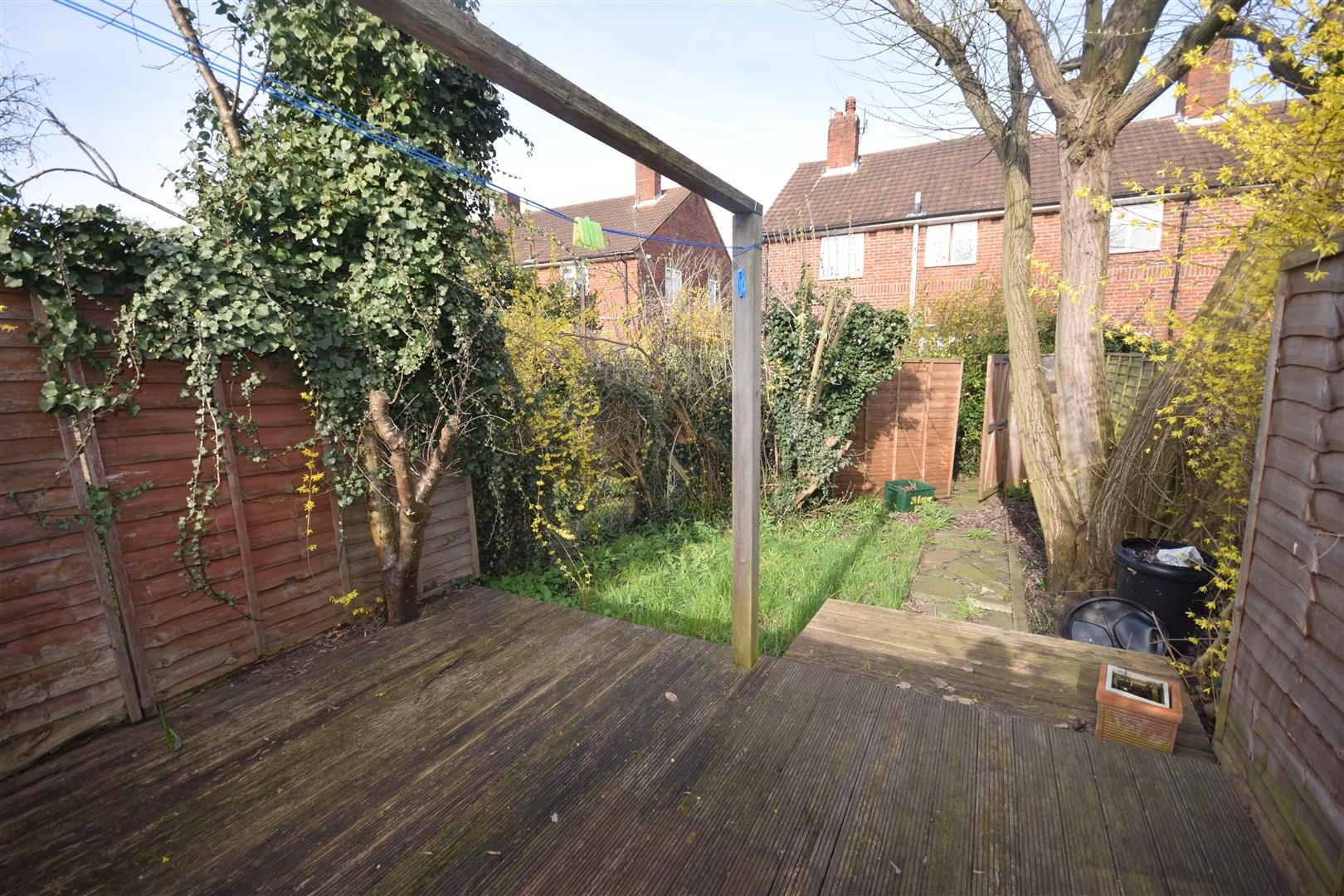 Bushey Road, Raynes Park SW20  