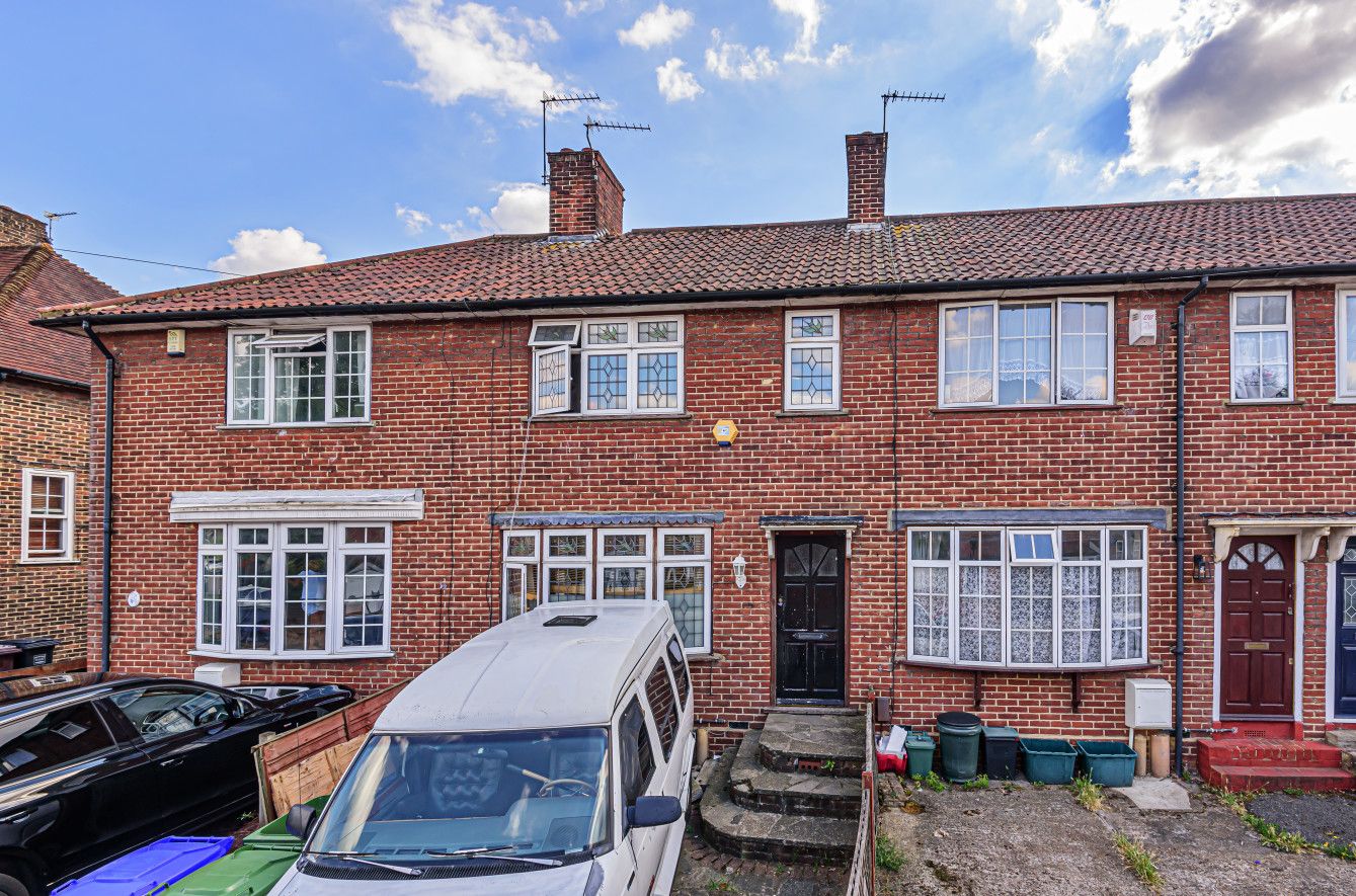 2 bed terraced house for sale in Charminster Road, London SE9 Zoopla